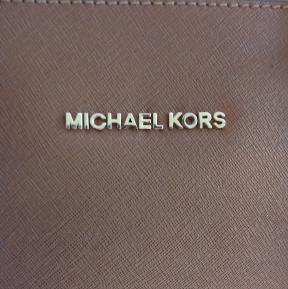 Michael kors Jet Set Luggage Tote - Picture 5 of 6